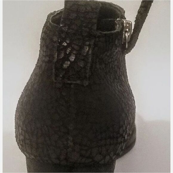 Urban Outfitters Cooperative Black Textured Suede Side Zip Ankle Boot 7M Ret$145 - Picture 5 of 7